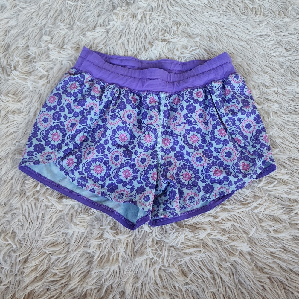 lululemon breeze run short twiggy purple